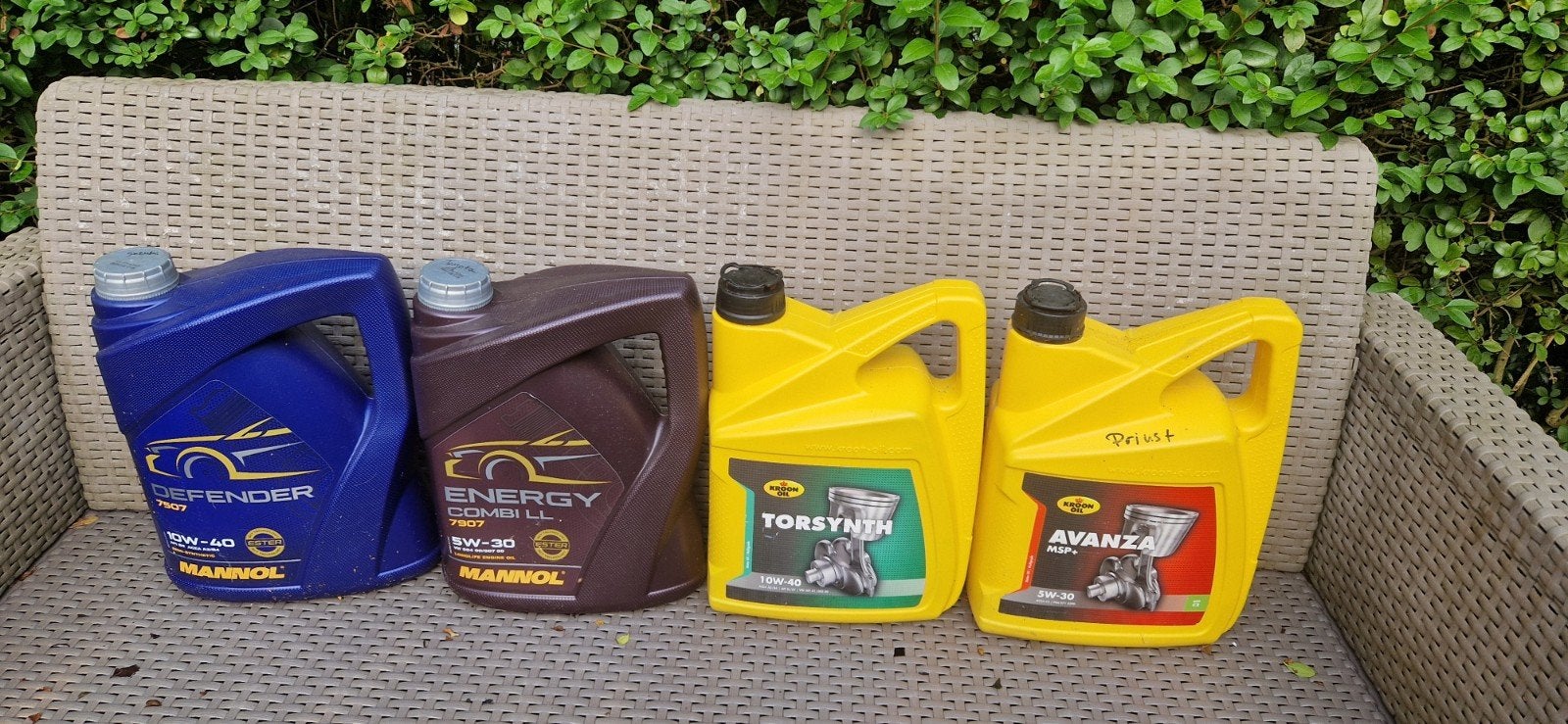 Diverse motorolie:Kroon Oil, Mannol,10W40, 5W30 gebruikt, Auto-onderdelen, Motor en Toebehoren, Ophalen, Gebruikt, Universele onderdelen