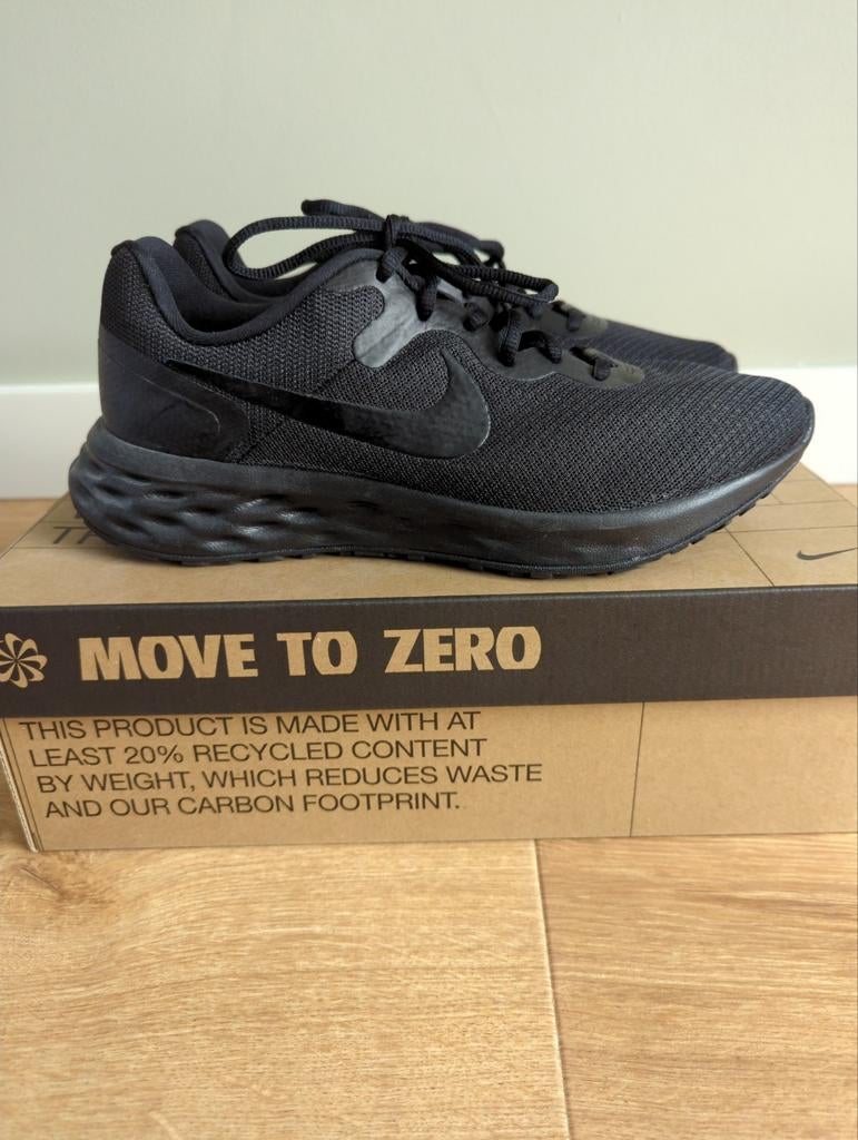 Nike Tanjun wmns maat 39, Ophalen of Verzenden, Zo goed als nieuw, Zwart, Werkschoenen