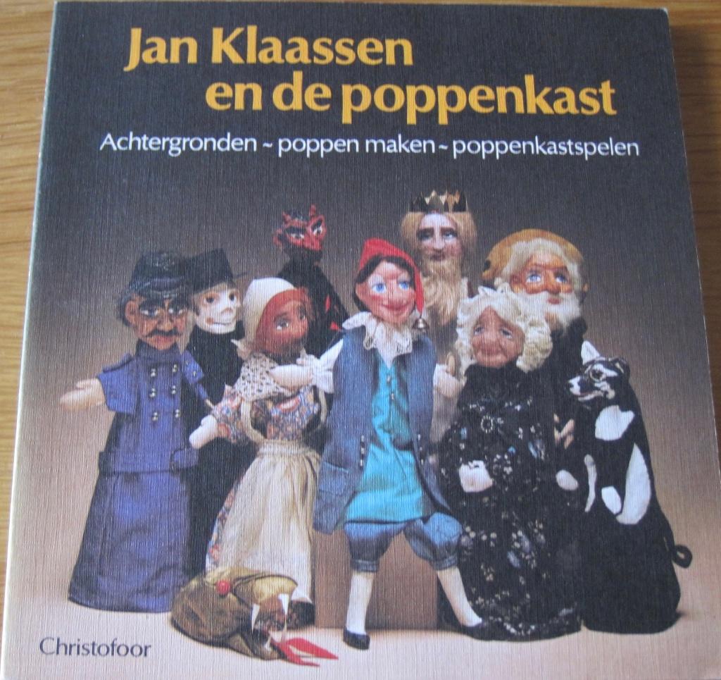 Jan klaassen en de poppenkast, achtergronden - poppen maken, Ophalen of Verzenden, Zo goed als nieuw, Poppen maken