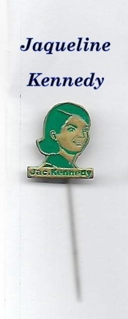 Speldje Jaqueline Kennedy   ( groen ), Ophalen of Verzenden, Zo goed als nieuw, Overige onderwerpen, Speldje of Pin