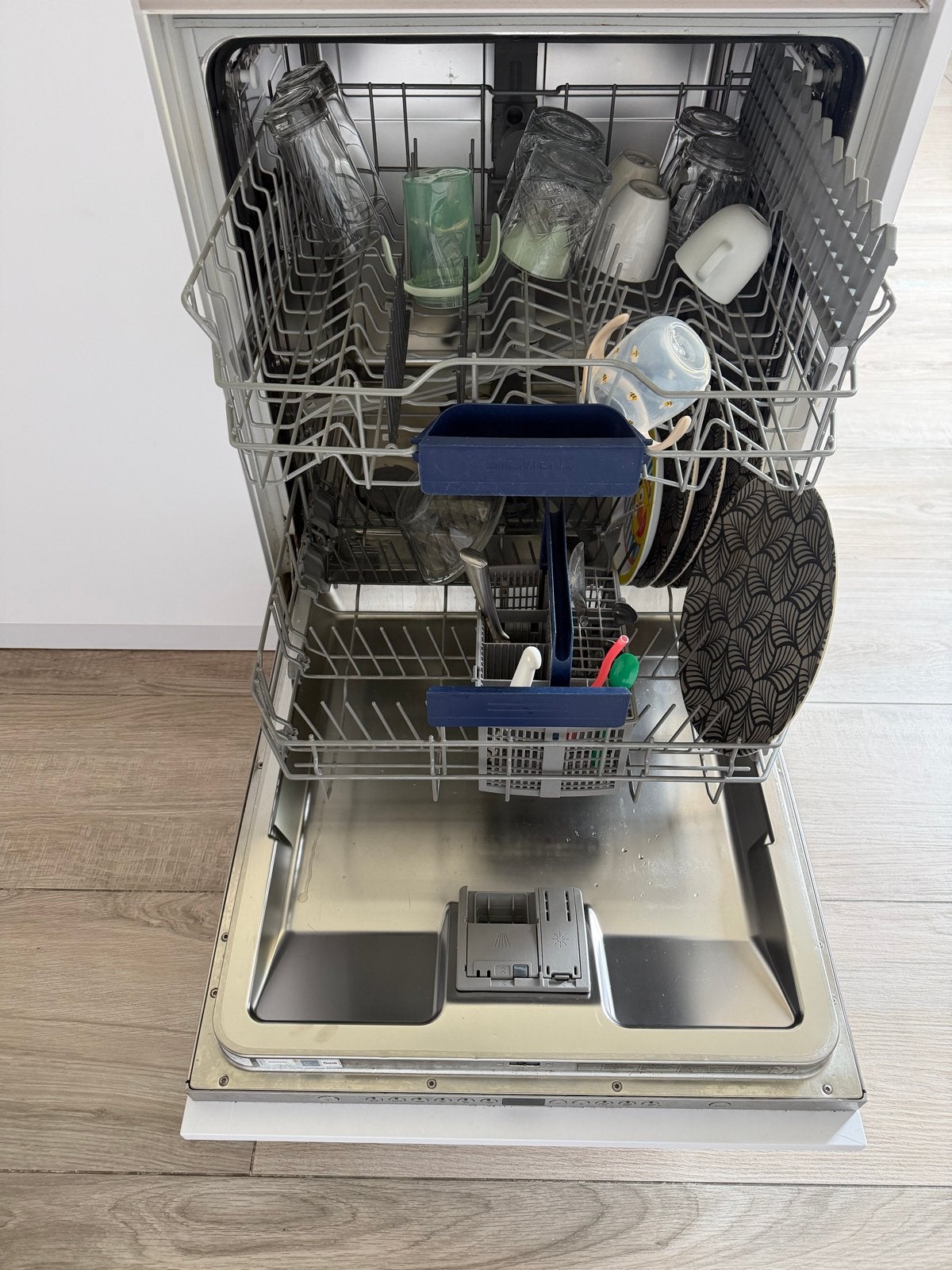 Siemens Inbouw Vaatwasser gaat weg wegens nieuwe keuken, Witgoed en Apparatuur, Ophalen, Gebruikt, Inbouw, 60 cm of meer