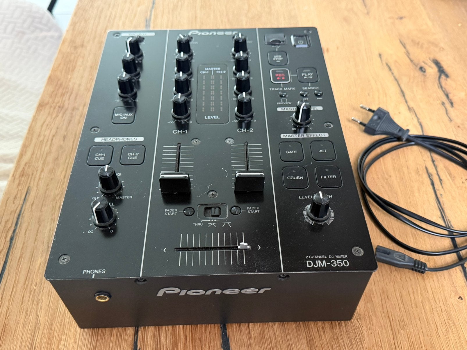 Pioneer djm 350, Ophalen of Verzenden, Gebruikt, Minder dan 5 kanalen, Microfooningang