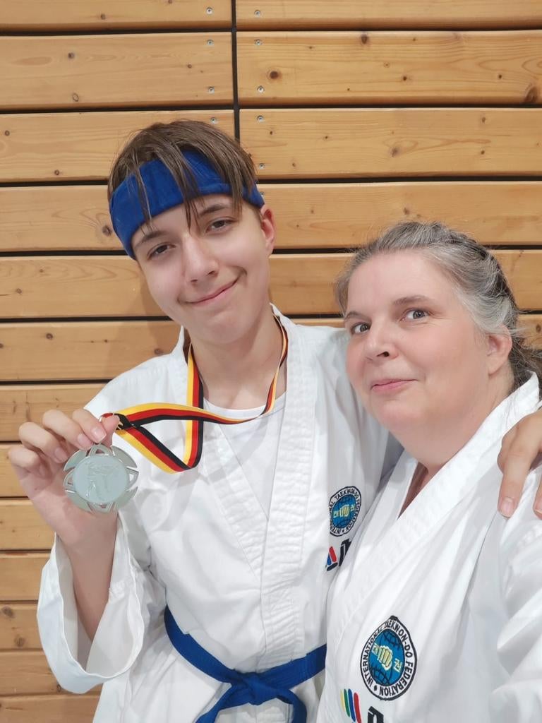Woonruimte gezocht vanaf augustus, Huizen en Kamers, Op zoek naar een huis