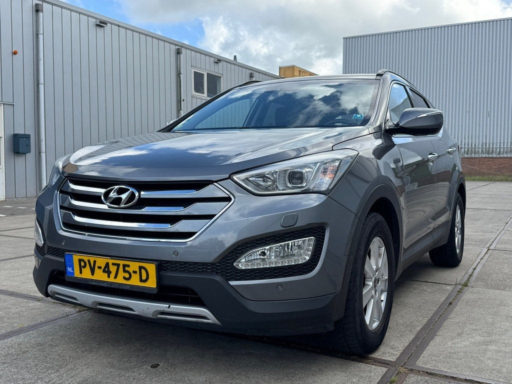 Hyundai Santa Fe 2.2 CRDi 4WD i-Vision FULL OPTIONS, Auto's, Hyundai, Automaat, Euro 5, Gebruikt, 2000 kg