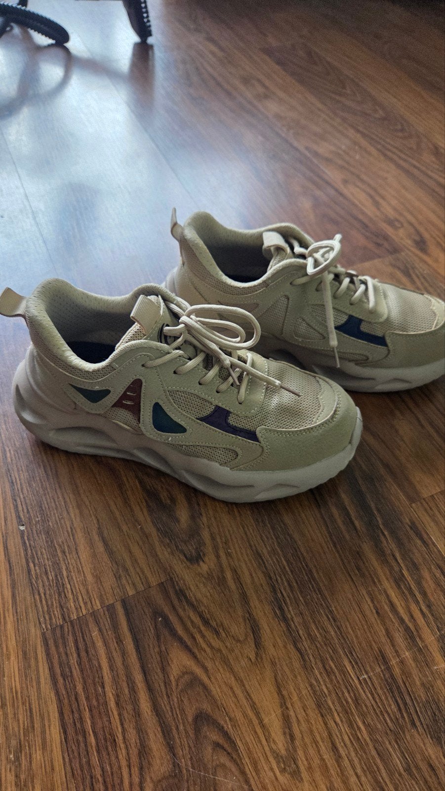 Moderne dames veiligheidsschoenen - Sneaker model, Ophalen of Verzenden, Zo goed als nieuw, Werkschoenen