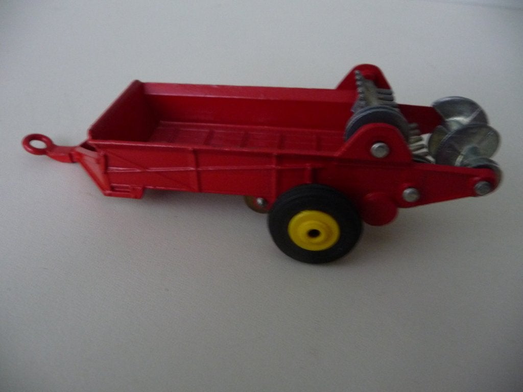 DINKY TOYS - MASSEY HARRIS - nr 321 - made in England, Ophalen of Verzenden, Gebruikt, Tractor of Landbouw