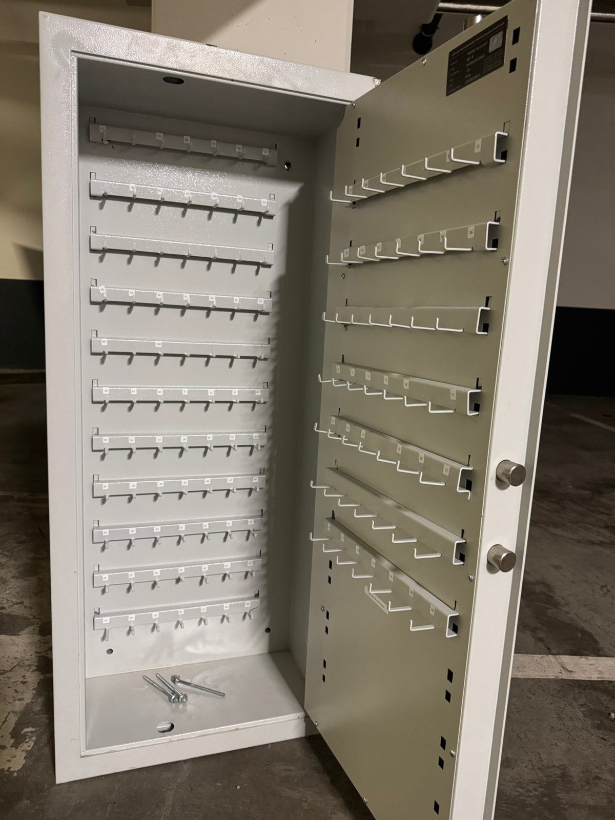 Grote rdw garage sleutelkluis / brandkast met certificaat, Huis en Inrichting, Ophalen, Brandkast