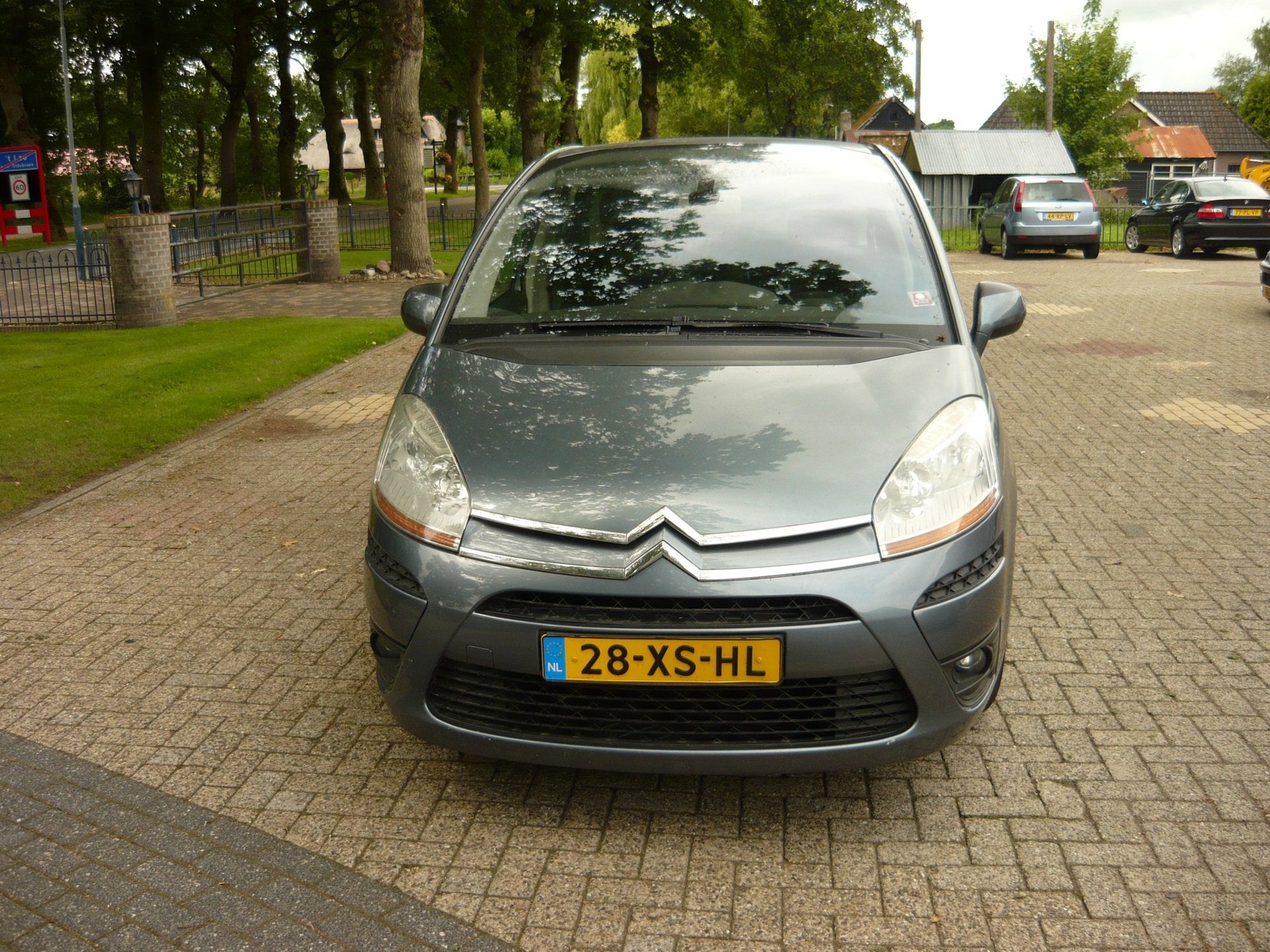 Citroen C4 Picasso 2.0-16V Ambiance 5p., Auto's, Citroën, Stof, Gebruikt, Zwart, 4 cilinders