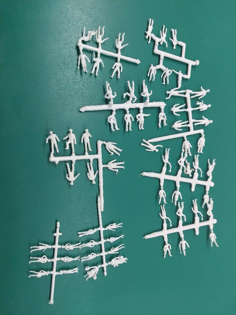 Miniatuur figuren HO, Hobby en Vrije tijd, Modeltreinen | H0, Overige merken, Gelijkstroom of Wisselstroom, Brug, Tunnel of Gebouw