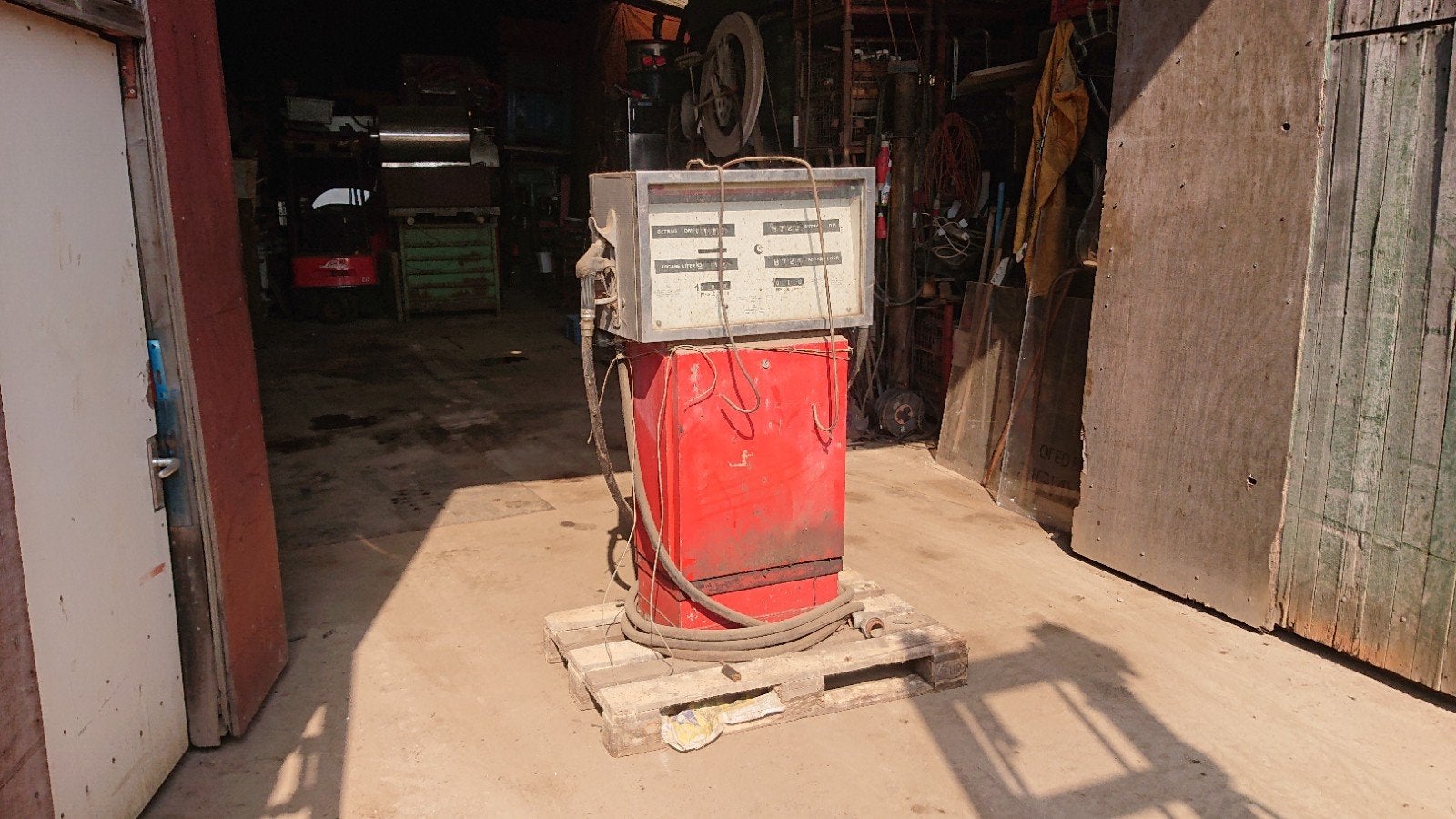 dieselpomp vintage, Ophalen, Gebruikt