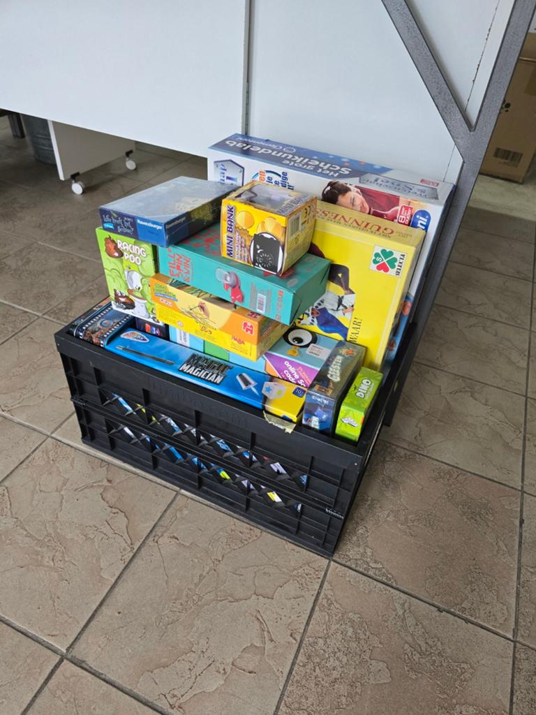 Grote verzameling bordspellen en kinderspellen, Vijf spelers of meer, Ophalen of Verzenden, Gebruikt, Diverse uitgevers