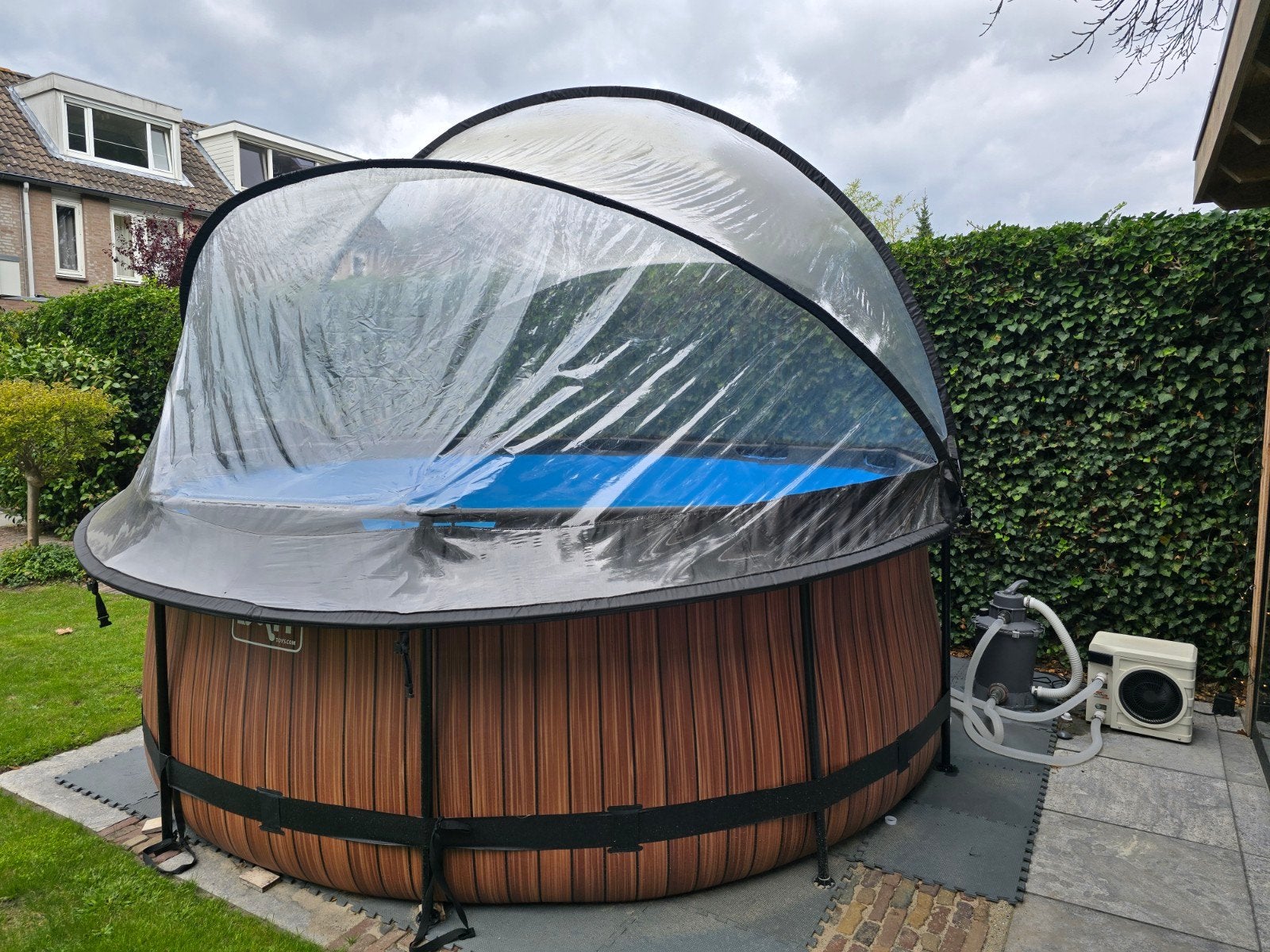 EXIT Stone zwembad ø360x122cm met overkapping en warmtepomp, Tuin en Terras, Gebruikt, Rond, 300 cm of meer, Opzetzwembad