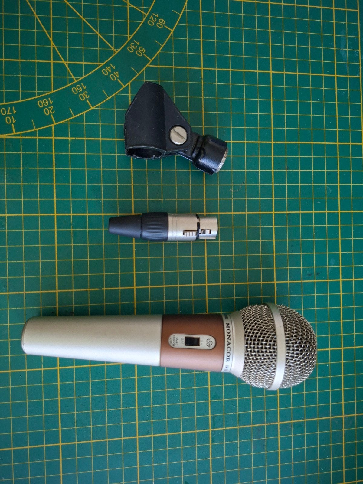 Monacor DM-1000 Dynamische Microfoon met XLR-aansluiting, Ophalen of Verzenden