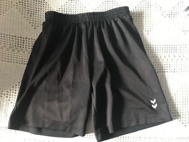 hummel broekje, Ophalen of Verzenden, Zo goed als nieuw, Jongen, Sport- of Zwemkleding