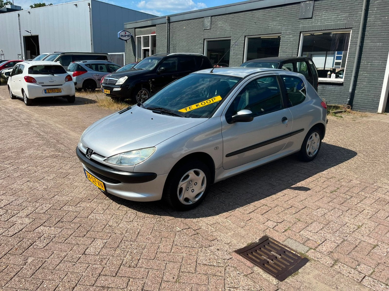 Peugeot 206 1.4 3D AUT 2000 Grijs APK, Auto's, Bedrijf, Metallic lak, 1100 kg, Zilver of Grijs