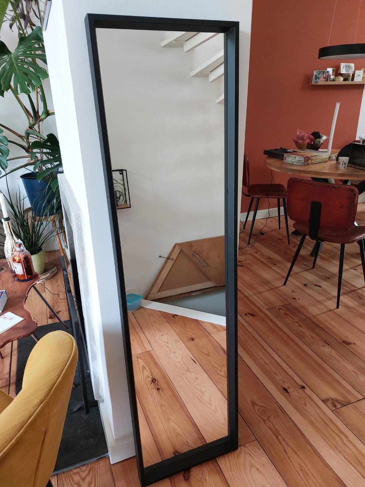 Spiegel Ikea (Nissedal) - 150 cm met zwart frame, Huis en Inrichting, Ophalen, Minder dan 50 cm, 100 tot 150 cm, Zo goed als nieuw