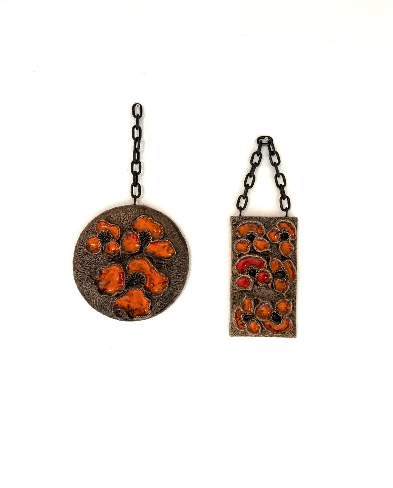 Set van 2 vintage keramieken wantegels, Jan van Erp ‘60, 22 cm, 12 cm, Oranje, Steen/keramiek