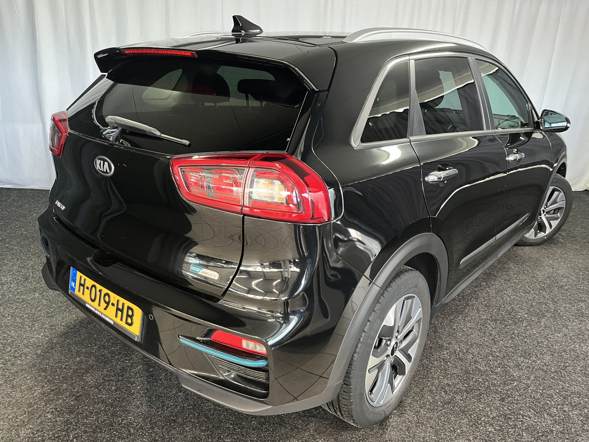 Kia e-Niro ExecutiveLine 64 kWh 1E EIGN/100% SOH/ECC/ADAPTIV, Auto's, Gebruikt, 1712 kg, Met garantie (alle), Zwart