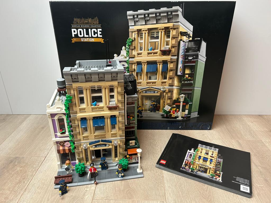 Lego Icons 10278 Politiebureau ZGAN, Lego, Ophalen of Verzenden, Zo goed als nieuw, Icons