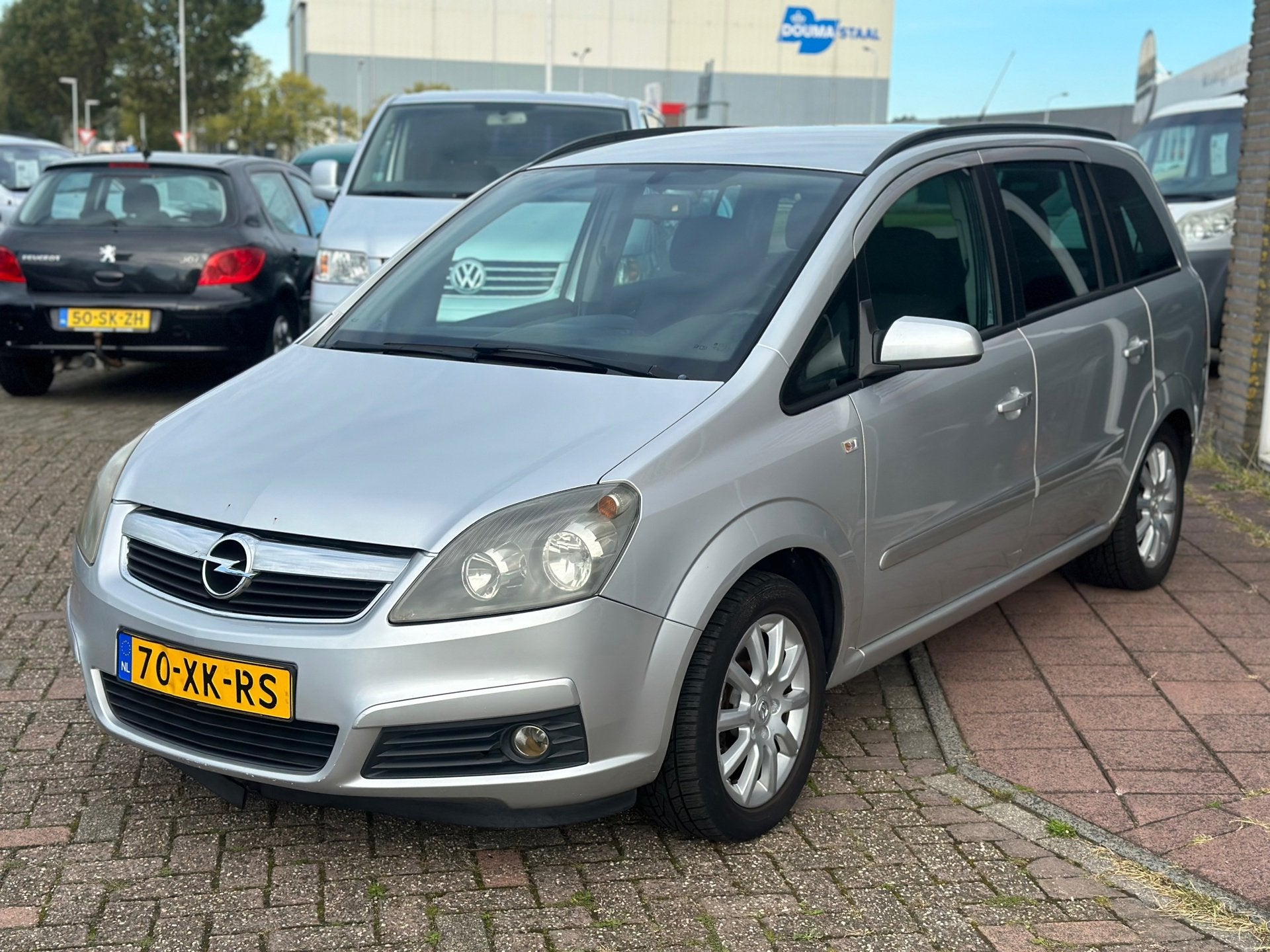 Opel Zafira 2.2 Temptation - Airco - Cruise - Nieuwe Apk -, Voorwielaandrijving, Stof, Gebruikt, Zwart