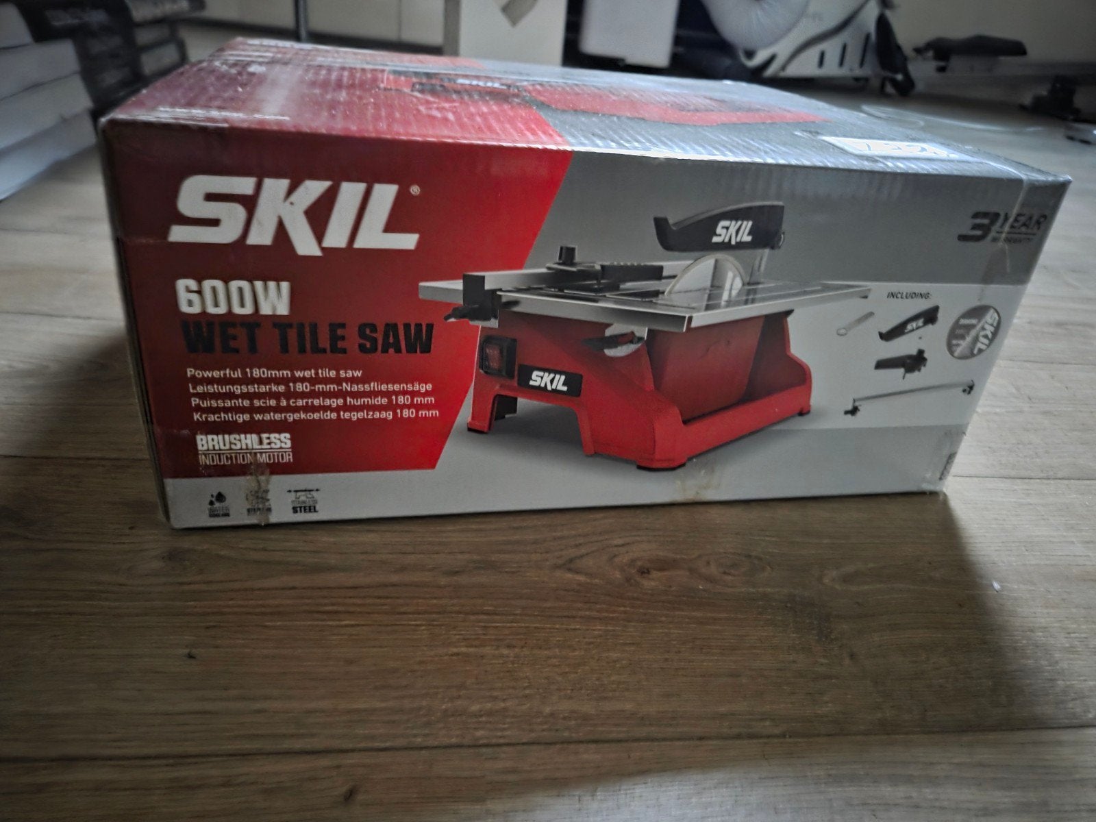 Skil 600W Natte Tegelzaag - Nieuw in Doos, 70 mm of meer, Overige typen, Nieuw, 600 tot 1200 watt