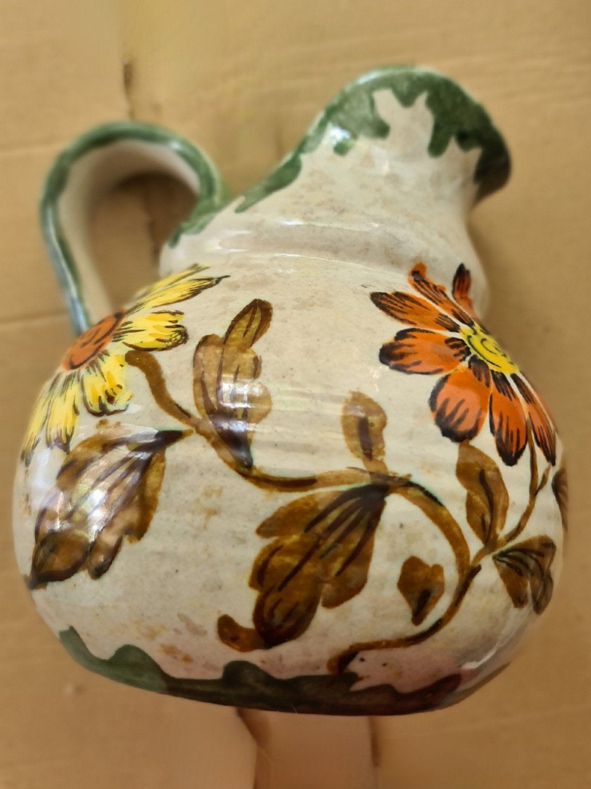 Gesigneerd Plateel Kannetje met Bloemendecor - Handwerk, Ophalen of Verzenden