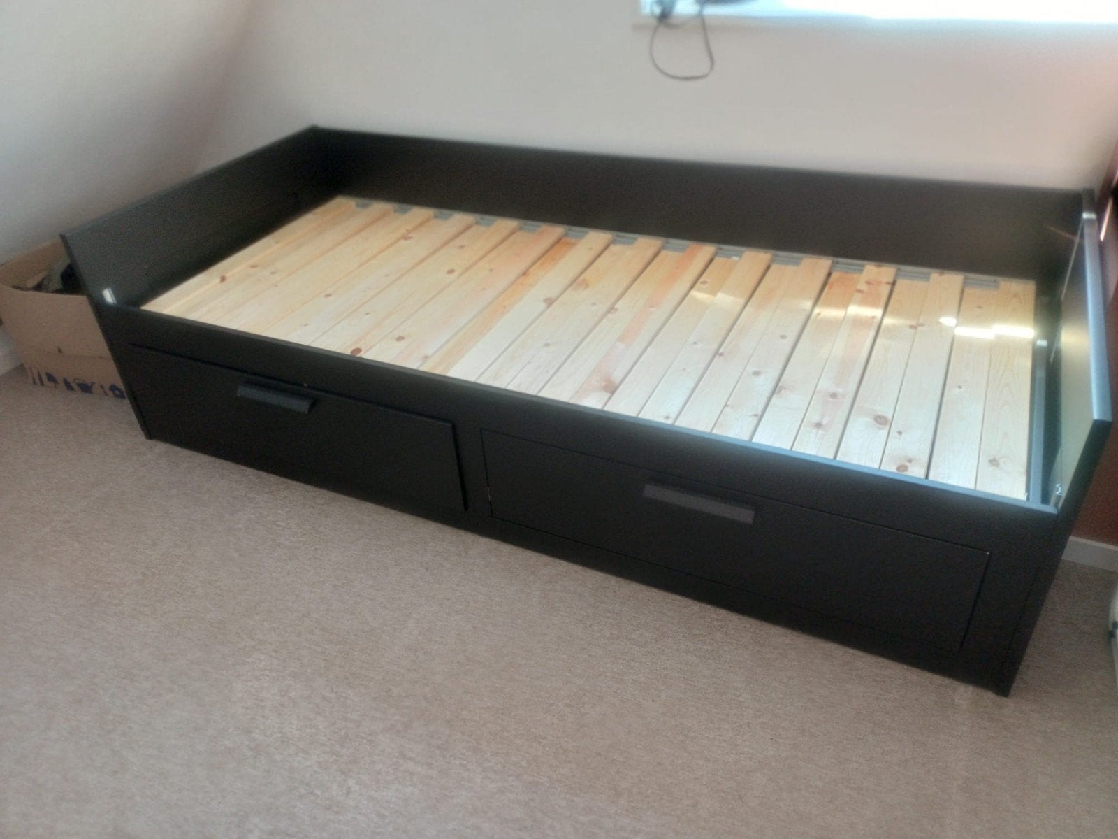 Uitschuifbaar bed, Ophalen, Gebruikt, Eenpersoons, Zwart