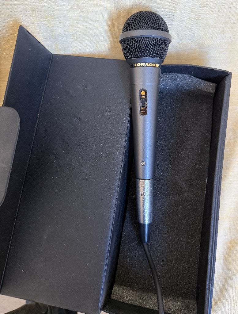 MONACOR DYNAMISCHE MICROFOON NOOIT GEBRUIKT  TYPE DM-95, Ophalen of Verzenden, Zo goed als nieuw, Zangmicrofoon