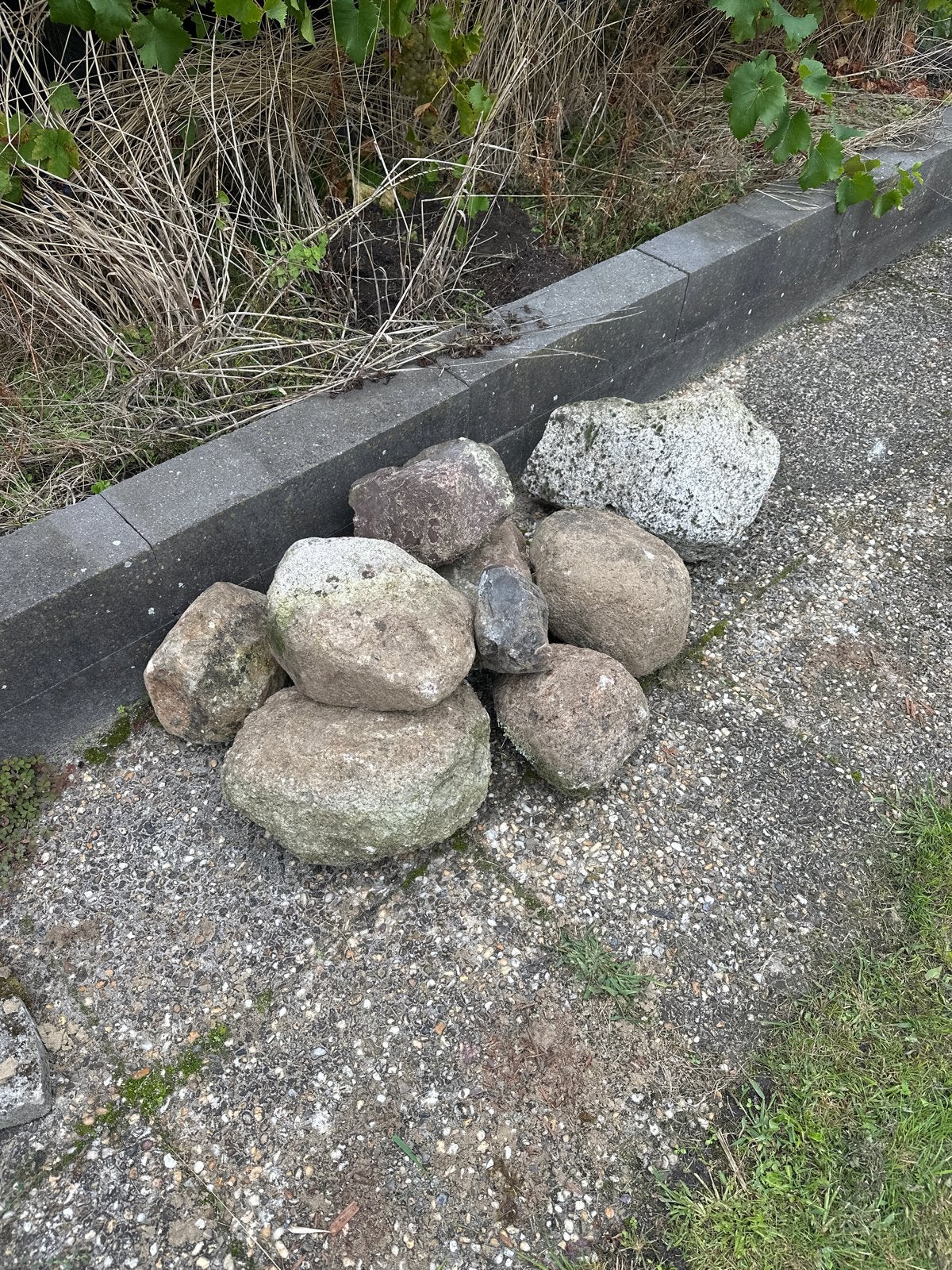 Diverse natuurstenen rotsen en keien voor tuin of decoratie, Ophalen, Overige materialen, Gebruikt, Kei