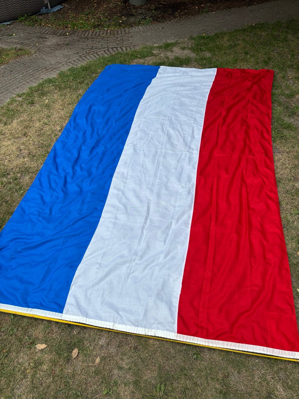 Grote Nederlandse vlag, Ophalen, Zo goed als nieuw