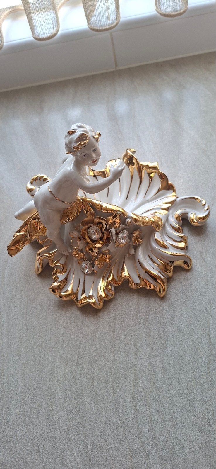 Capodimonte porselein Wit met bladgoud, Antiek en Kunst, Antiek | Porselein, Ophalen of Verzenden