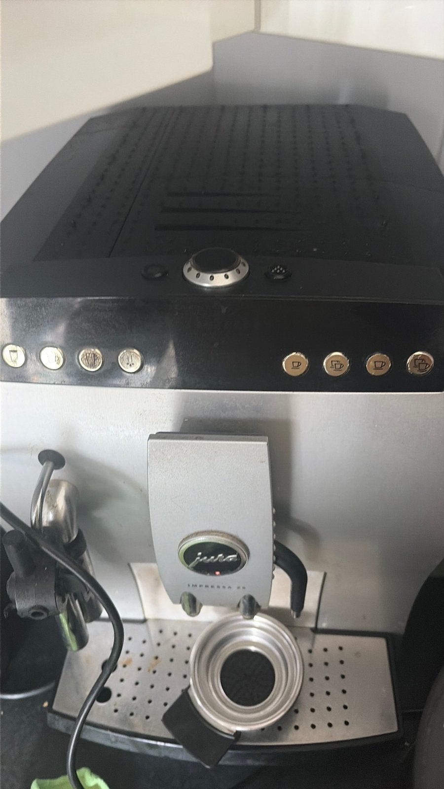 Jura z5 met defect, Witgoed en Apparatuur, 10 kopjes of meer, Ophalen of Verzenden, Zo goed als nieuw, Koffiemachine