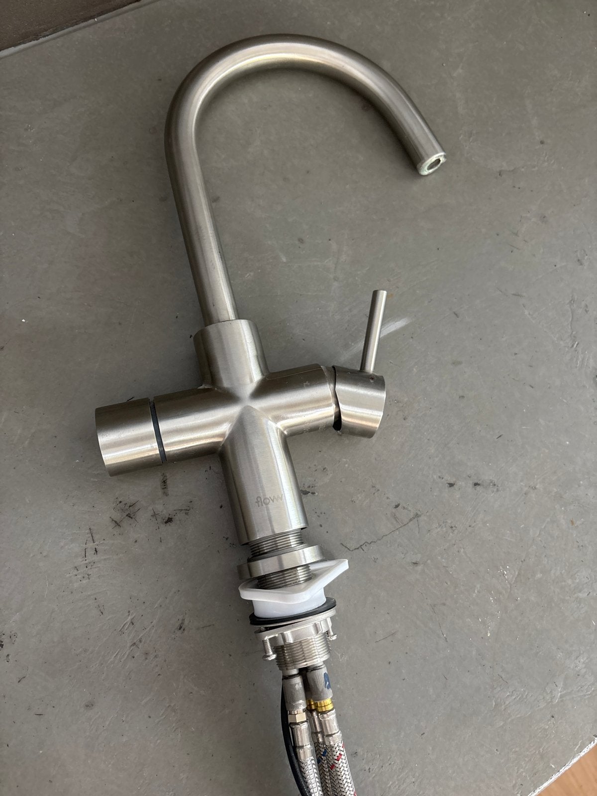 Flow Keukenkraan RVS (InSinkErator 3-in-1 kokendwaterkraan), Doe-het-zelf en Verbouw, Ophalen of Verzenden, Zo goed als nieuw