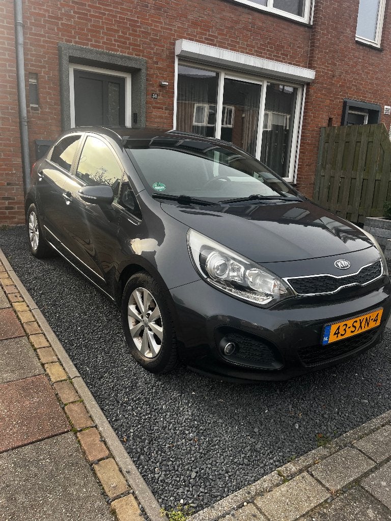 Kia Rio 1.2 I 5DRS 2012 Grijs, 40 €/maand, 4 cilinders, Origineel Nederlands, Handgeschakeld