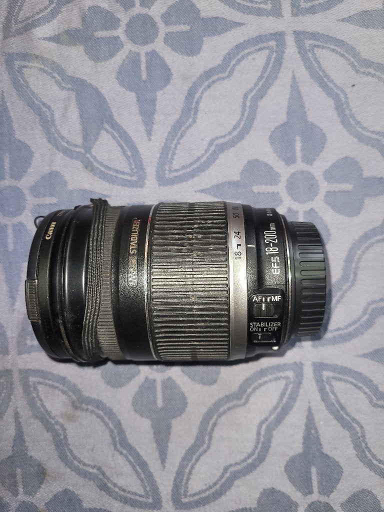 Canon EFS 18-200 3.5 5.6 IS, Audio, Tv en Foto, Fotografie | Lenzen en Objectieven, Gebruikt, Telelens, Canon, Canon EF-S, Autofocus