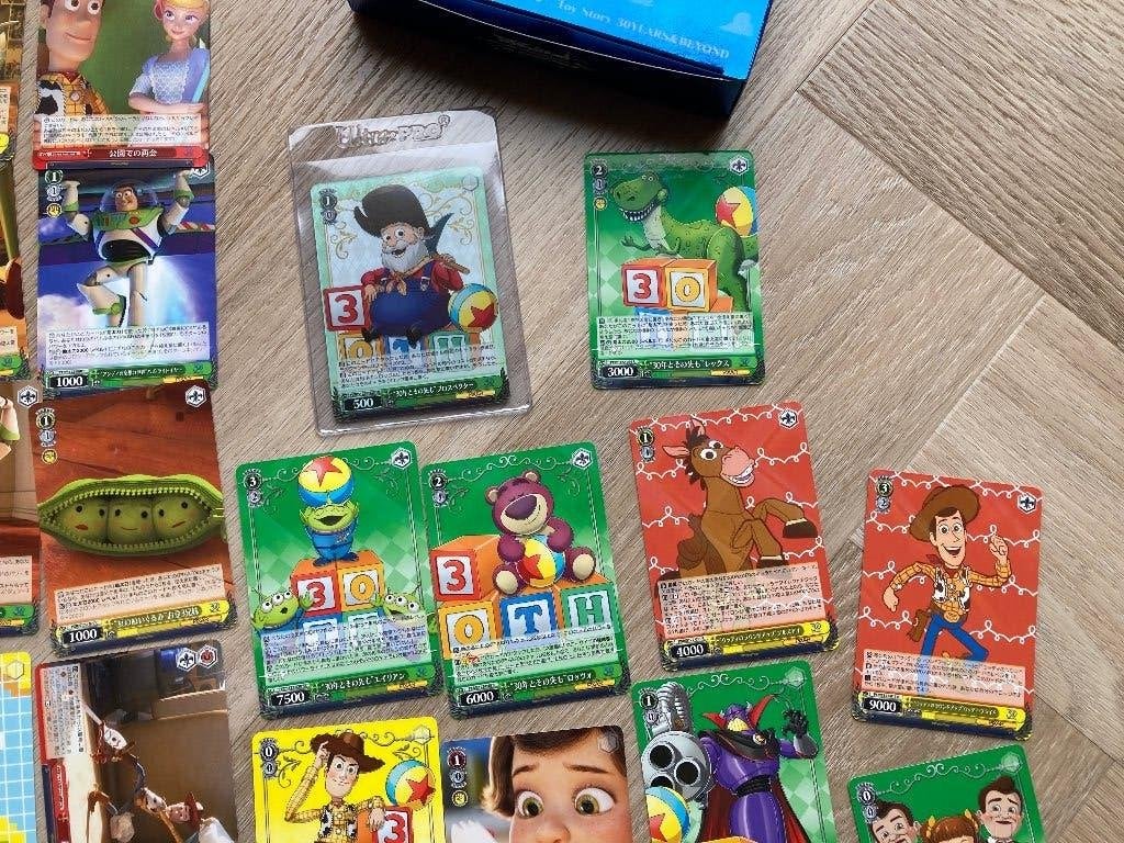 Weiss schwarz boosterbox 96 kaarten Toy Story 30th anni, Verzamelen, Ophalen of Verzenden, Overige figuren, Zo goed als nieuw
