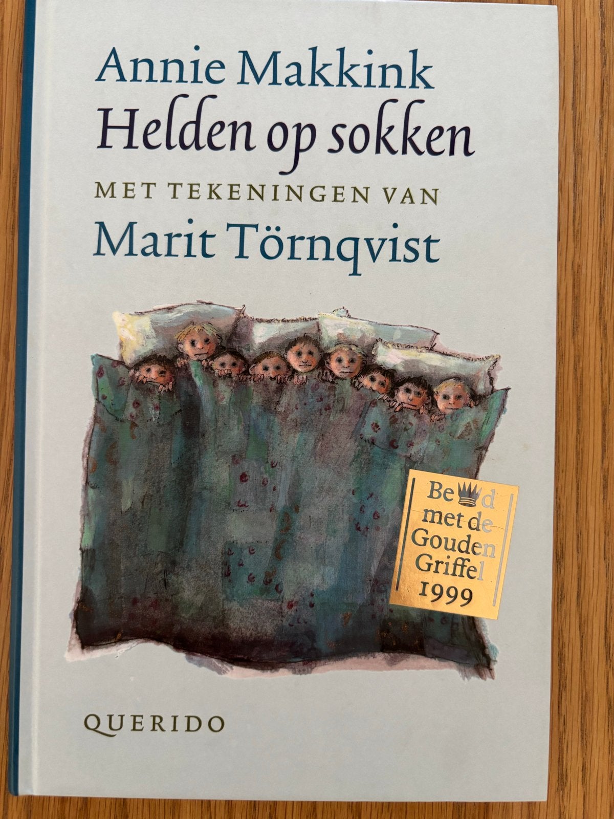 Helden op sokken - Annie Makkink (Gouden Griffel 1999), Ophalen of Verzenden, Zo goed als nieuw, Fictie algemeen
