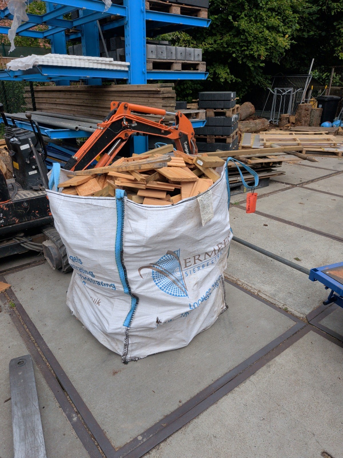 Stookhout in big bag - diverse houtsoorten, Tuin en Terras, Haardhout, Minder dan 3 m³, Ophalen, Overige houtsoorten, Blokken