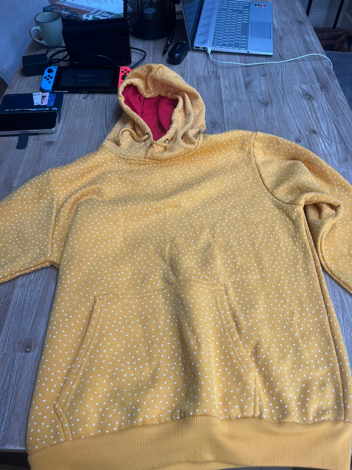 Macdonalds big mac hoodie, Kleding | Heren, Verzenden, Nieuw, Maat 52/54 (L), Geel