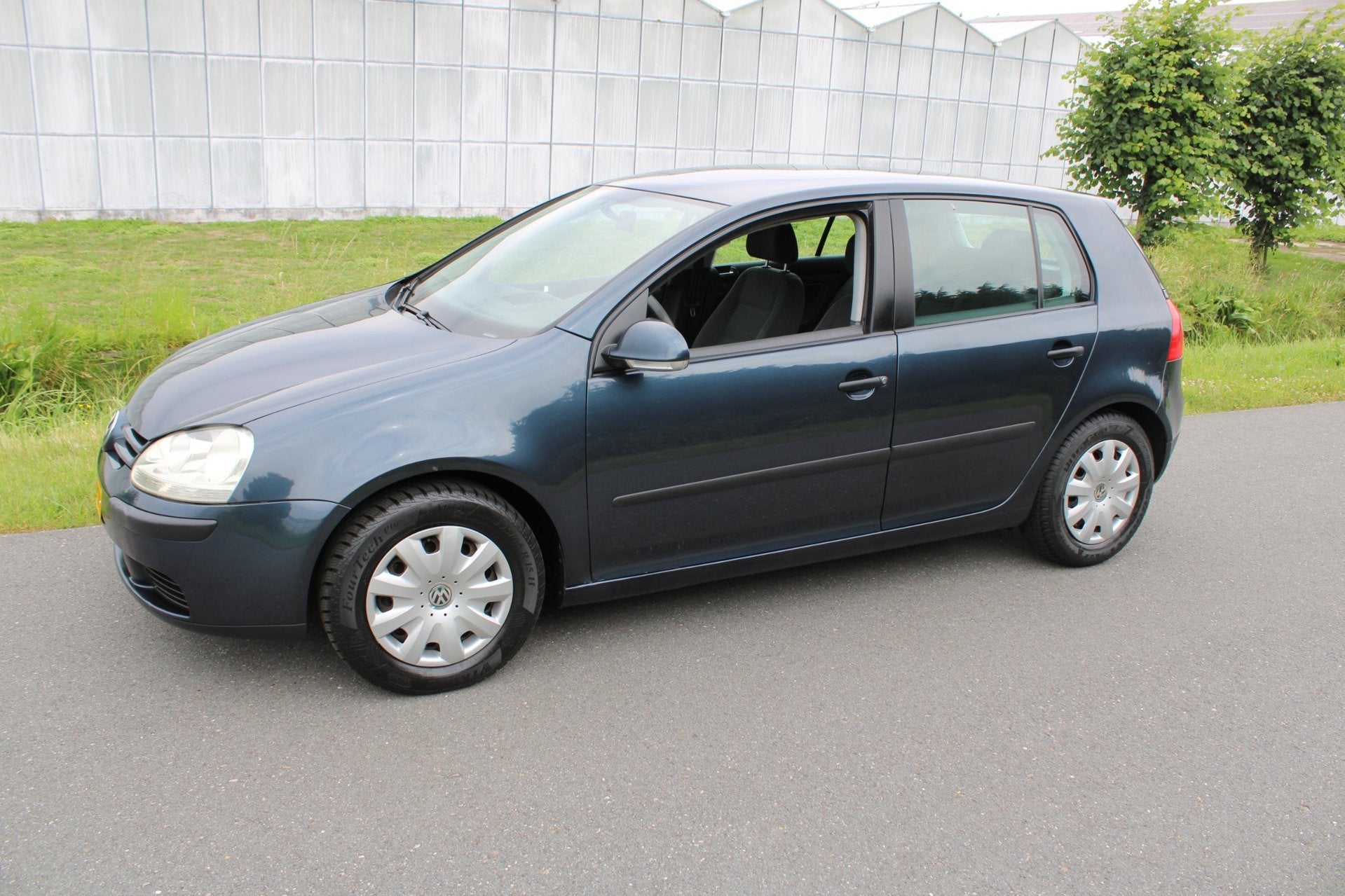 Volkswagen Golf 1.6 FSI Comfortline 5 Drs met Airco, Auto's, Volkswagen, Voorwielaandrijving, Gebruikt, 4 cilinders, Blauw
