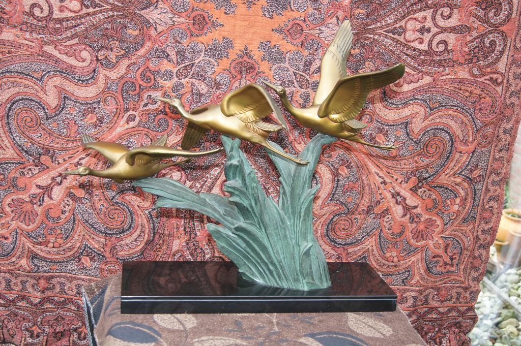 Ooievaars op marmeren voet ( Irenee Rochard, Antiek en Kunst, Ophalen of Verzenden, Brons, Beeld