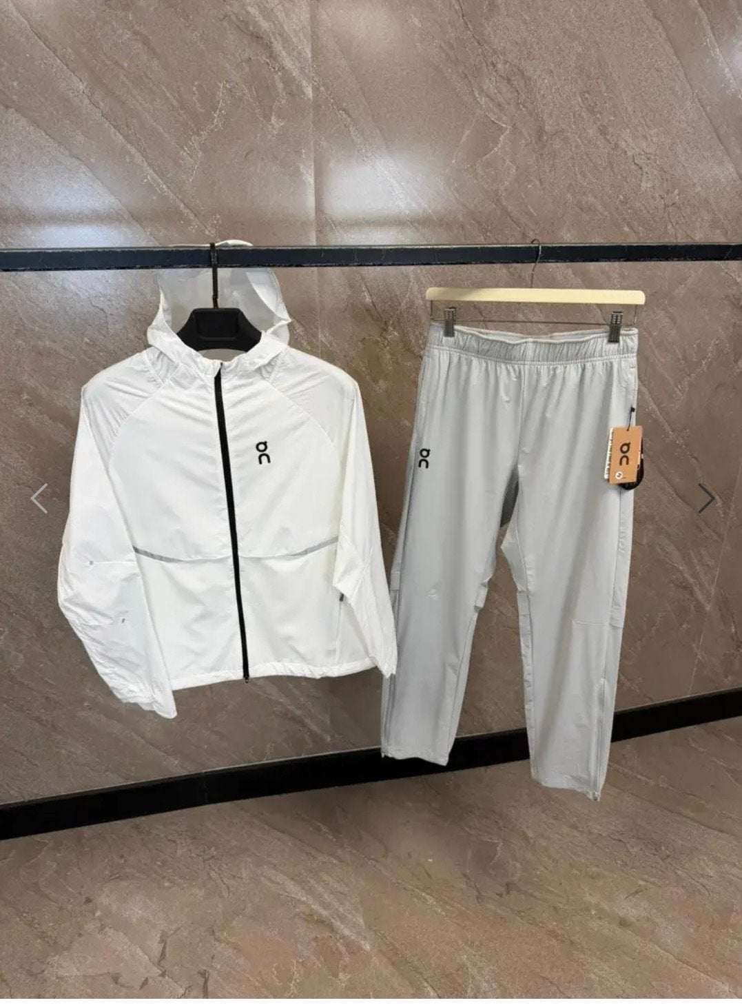 Mooi wit trainingspak, maat M, Ophalen, Maat 48/50 (M), Wit, Nieuw