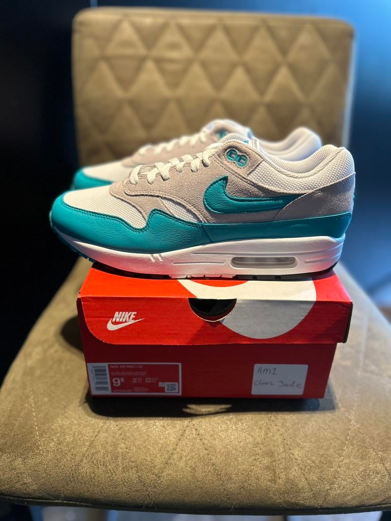 Nike Air Max 1 Clear Jade US9,5 EU43, Ophalen of Verzenden, Zo goed als nieuw, Overige kleuren