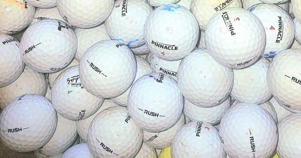 PINNACLE RUSH GOLFBALLEN - 100 STUKS, Sport en Fitness, Ophalen, Zo goed als nieuw, Bal(len), Overige merken