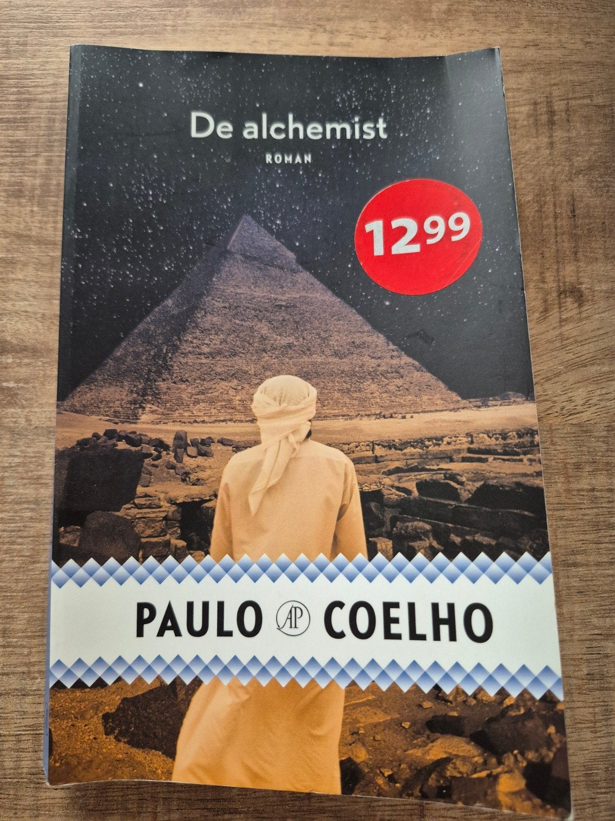 De Alchemist - Paulo Coelho (Roman), Boeken, Ophalen of Verzenden, Gelezen, Paulo Coelho, Europa overig