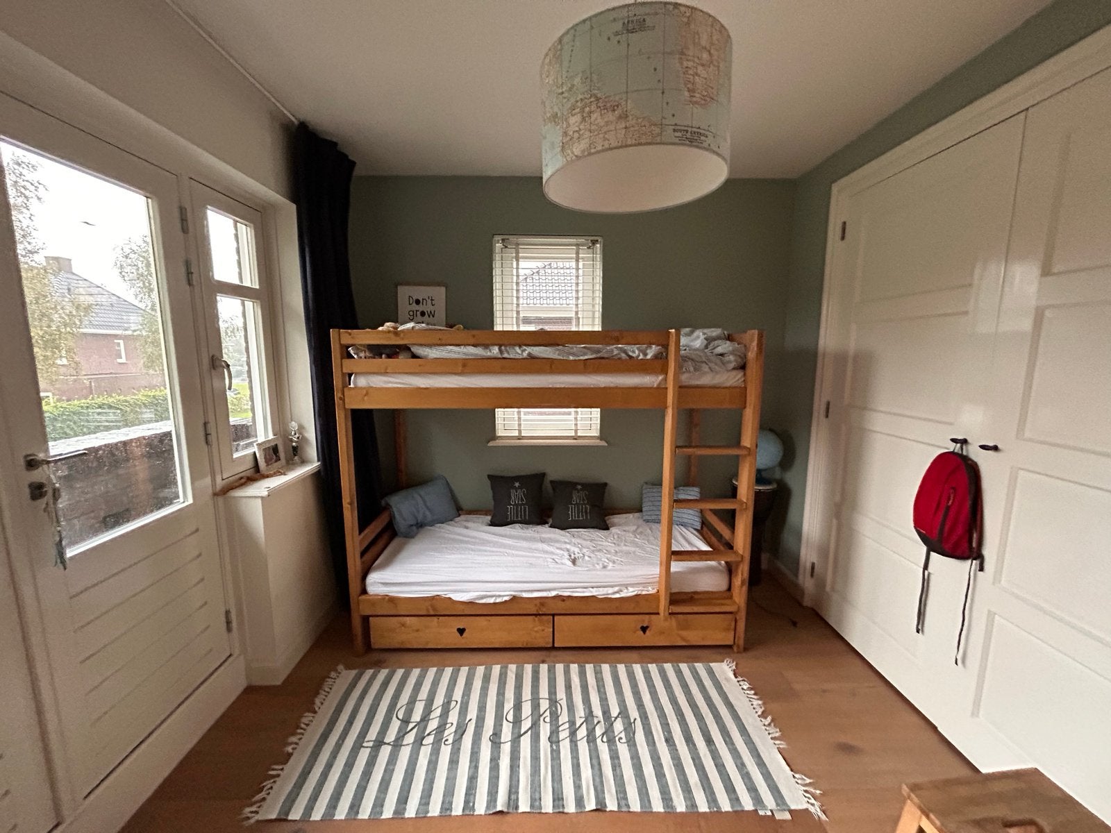 Houten Stapelbed met 2 Matrassen en Opbergbakken, Ophalen, Gebruikt, Tweepersoons, 190 cm of minder