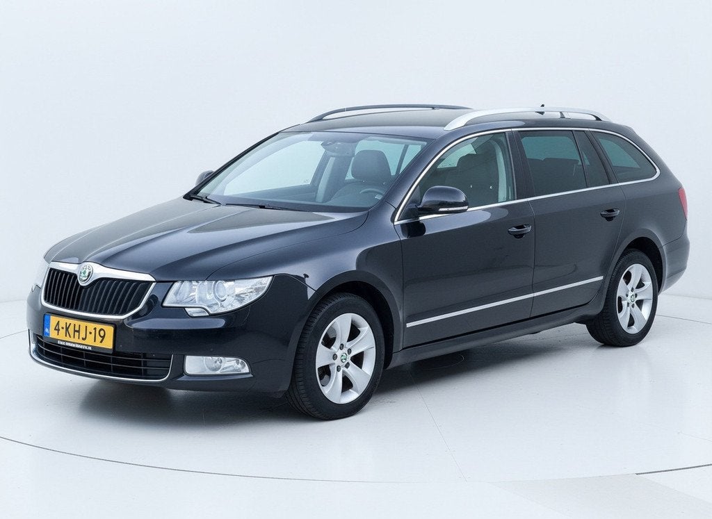 Skoda Superb Combi 1.4 TSI 125 PK NIEUWSTAAT LEER NAVI CRUIS, Voorwielaandrijving, Euro 5, 125 pk, Gebruikt