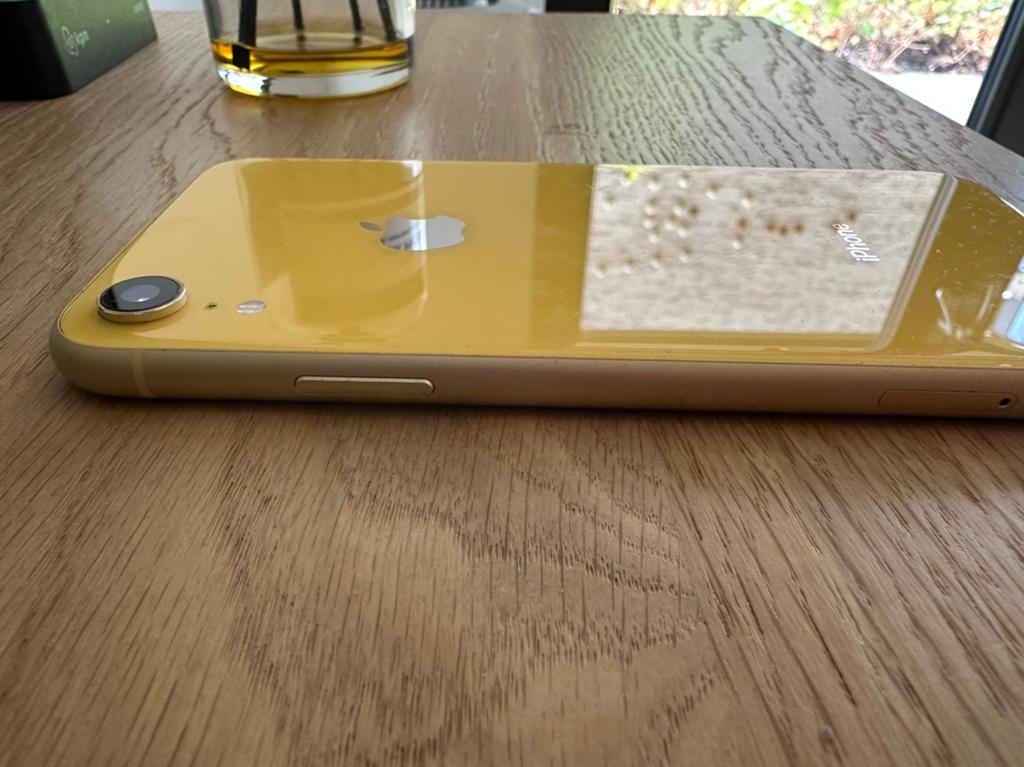 Iphone XR geel 64GB, Telecommunicatie, Mobiele telefoons | Apple iPhone, Gebruikt, 64 GB, iPhone XR, Geel, Ophalen
