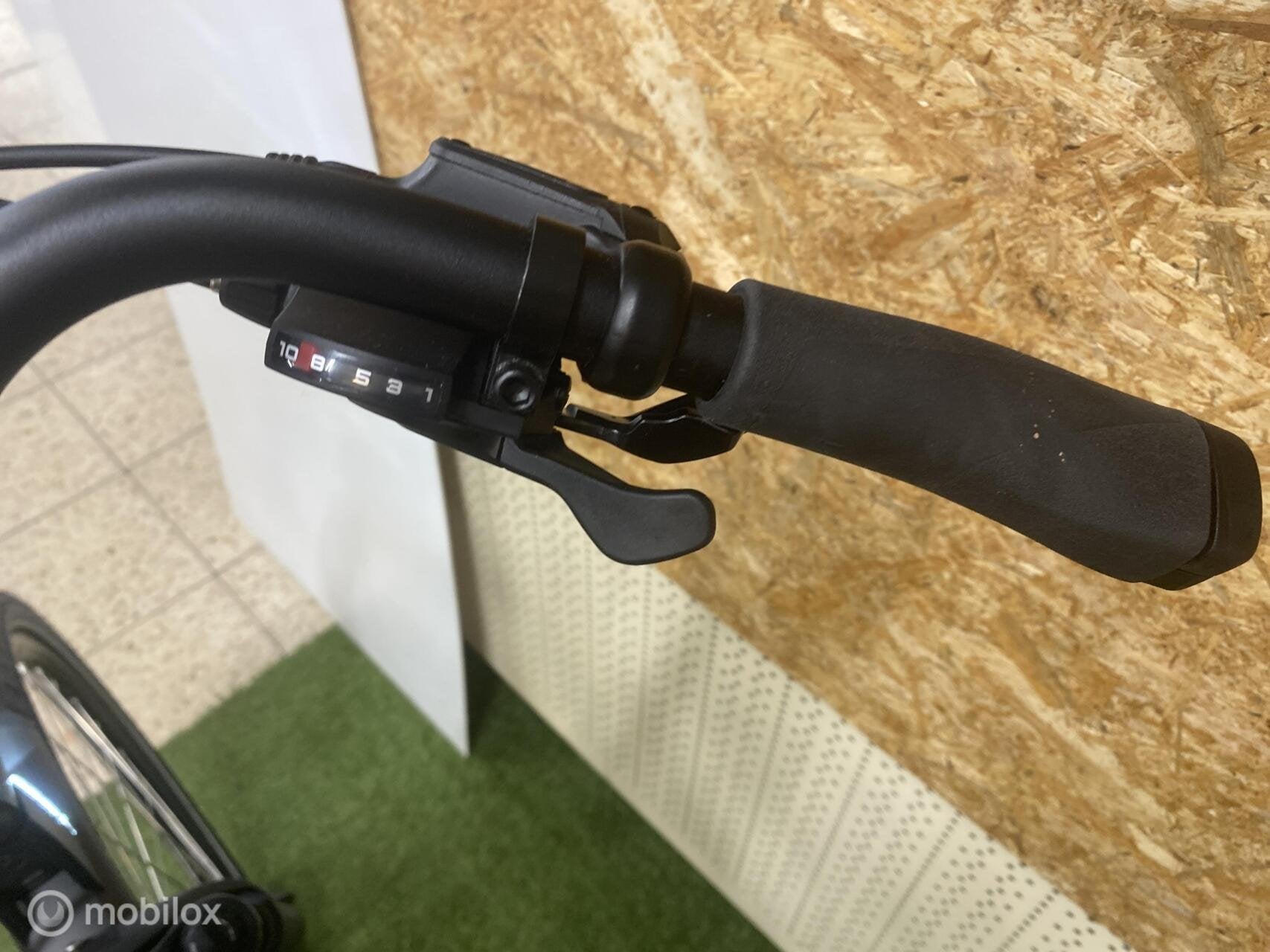 Foto 13 van BATAVUS FINEZ PT E-GO POWER SPORT BOSCH 750WH 48 CM NIEUW