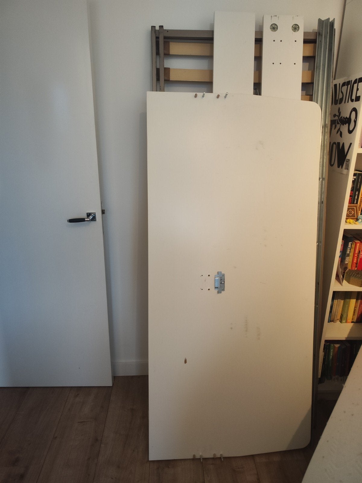Bed 160cm met twee lattenbodems., Ophalen